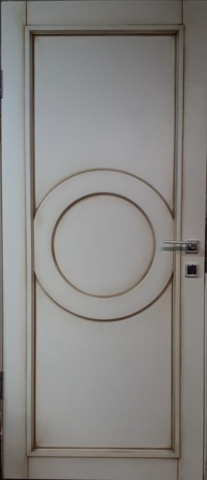 Межкомнатная дверь в профиле массив (эмаль с патиной) Владивосток